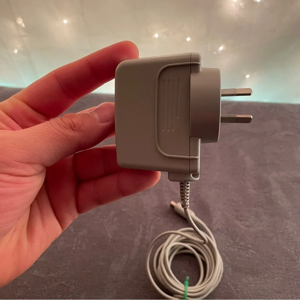 Official Genuine Nintendo AUS Wall AC Adapter Charger WAP-002 DSI/2DS/3DS